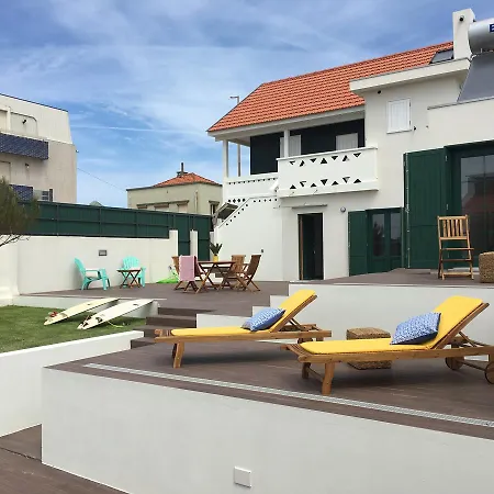 Oporto Surf Lodge *