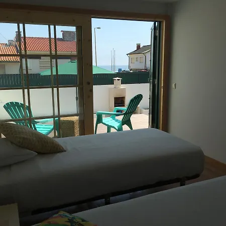 Oporto Surf Alojamento de Turismo Selvagem *